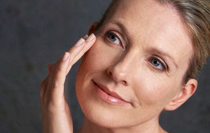 5 Anti-Aging Oils That Tighten Skin Naturally